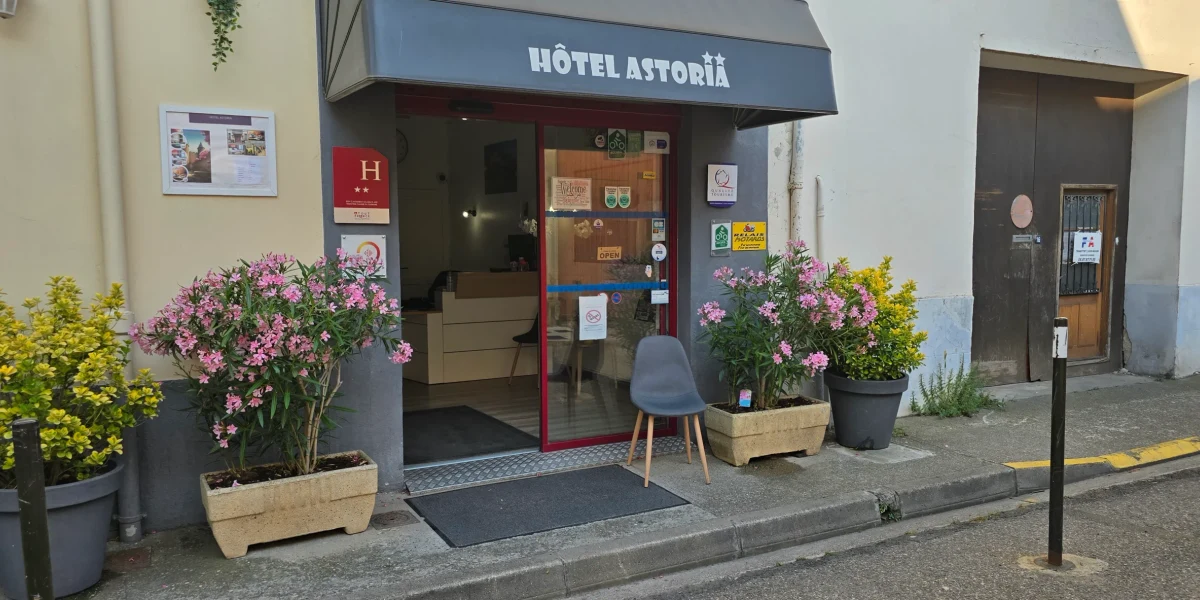 Hôtel Astoria - photo 1