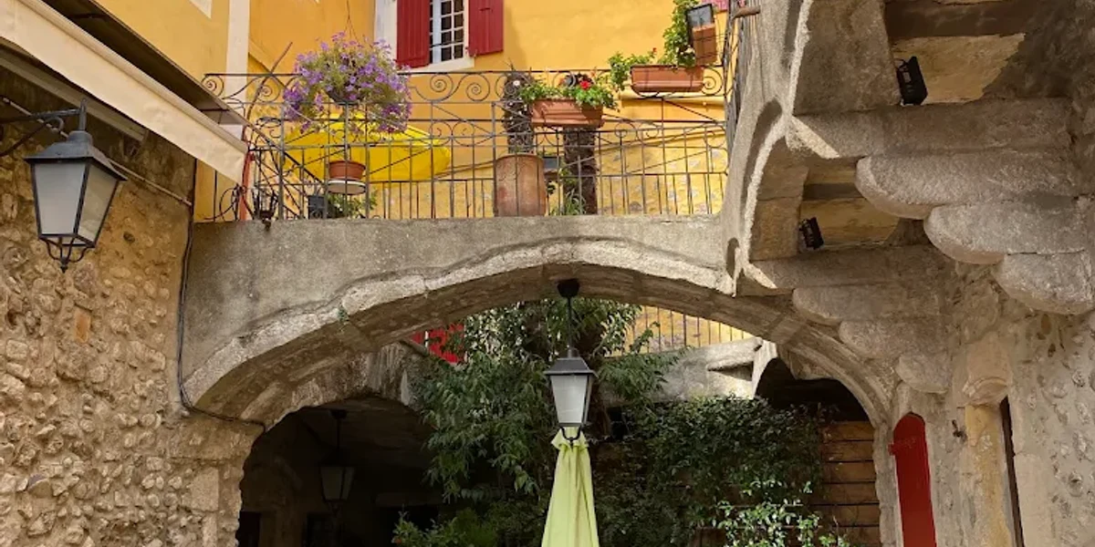 Hôtel l'Oronge - photo 1