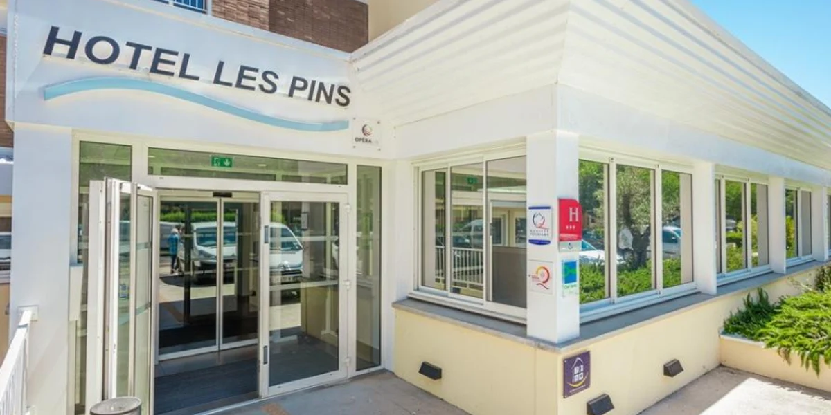 Logis Hôtel Opéralia Les Pins - voir plus